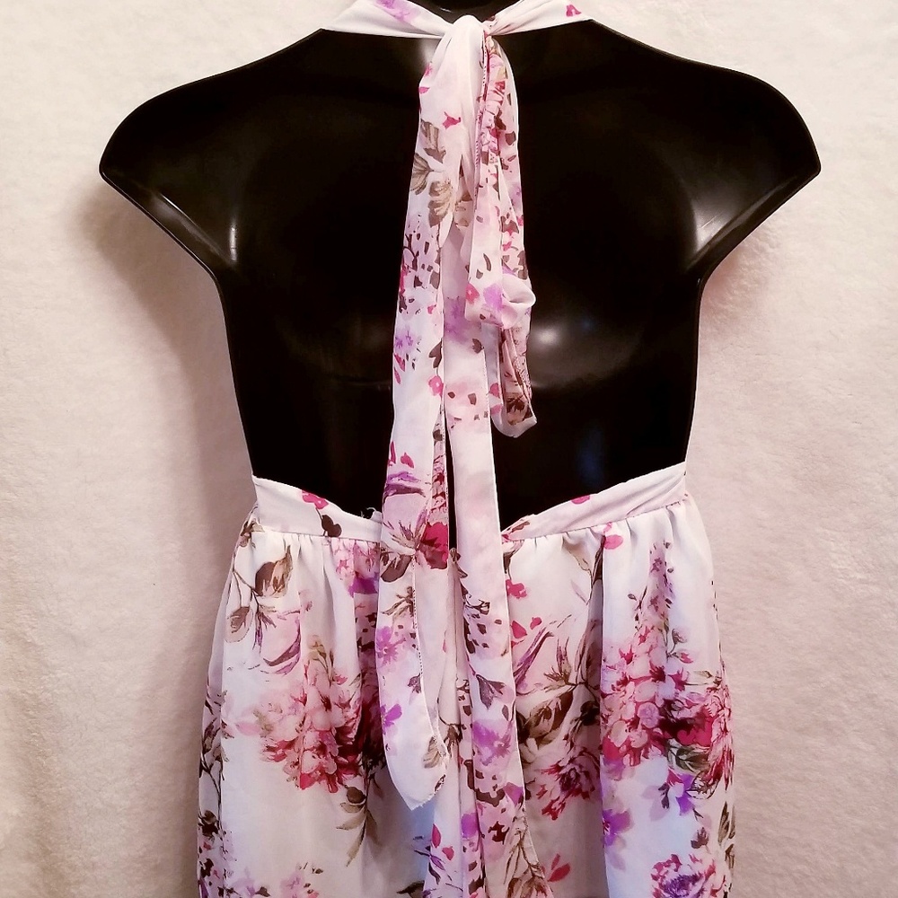 Floral Romper - Picture 2 of 2